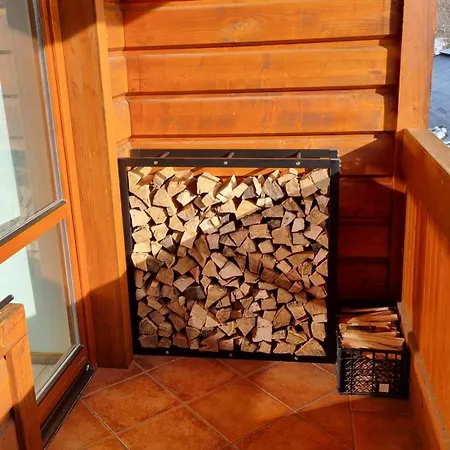 Family In דירה טטרנסקה לומניקה