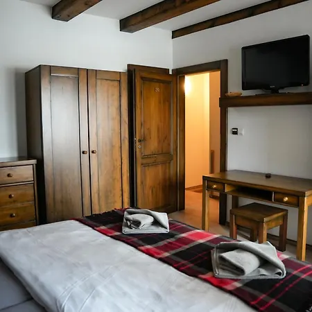 Family In * טטרנסקה לומניקה